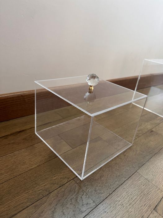 Кутии от Plexiglass