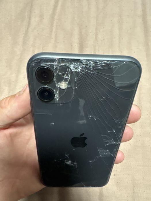 Vand iphone 11 64gb 85%