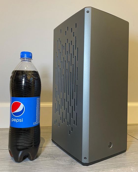 Mini-itx Корпус для пк Louqe RAW s1