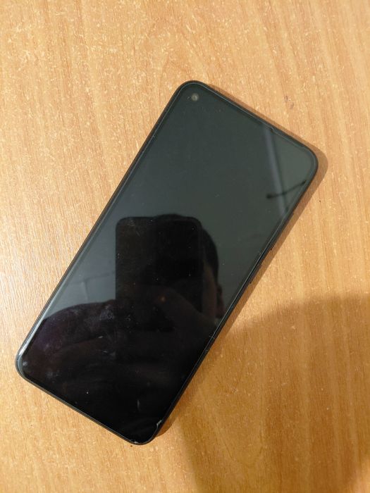 Продам Телефон Samsung A11