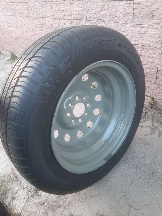 Продам два колеса 175 65 r14 Ваз