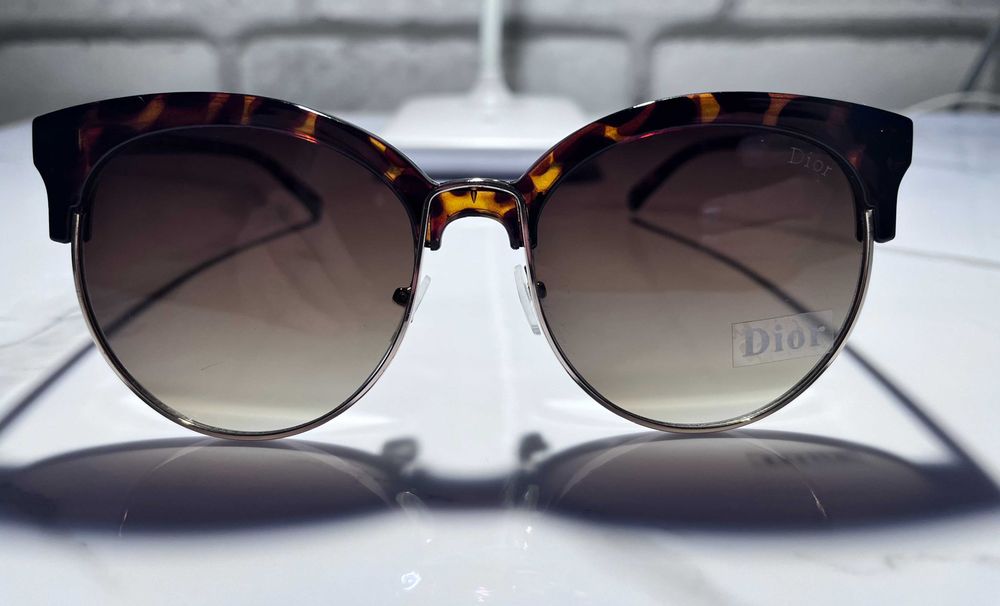 Продам женские очки