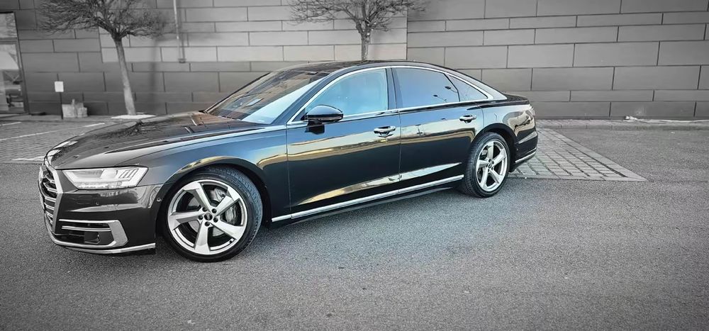 AUDI A8 2018 — imagine 2