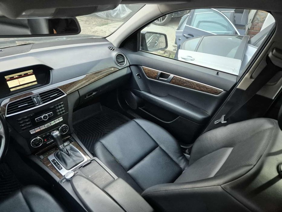 Mercedes W204 C250CDI 204кс 4Matic Facelift Distronic автоматик НА ЧАС