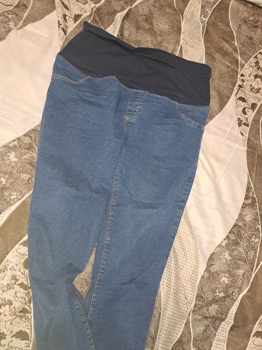 Pantaloni gravide
