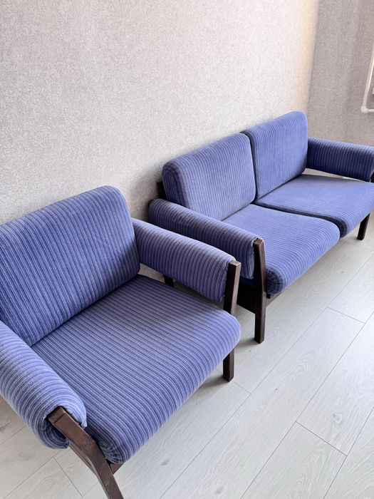 Продаю мягкий уголок