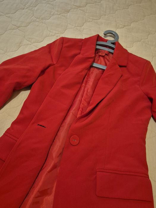 Червено сако New Yorker