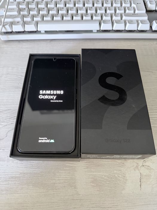 Samsung Galaxy S22 256 GB impecabil