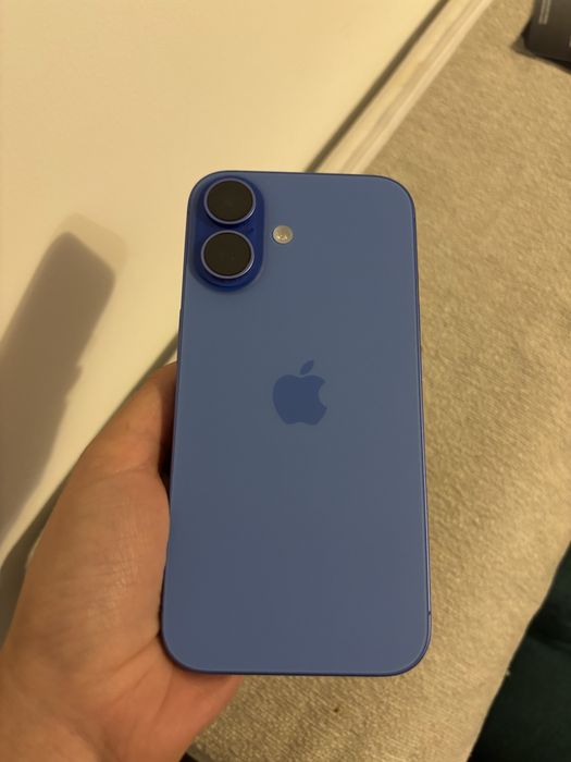 Iphone 16 impecabil
