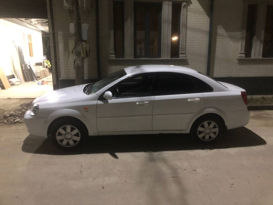 Chevrolet Lacetti / Gentra 2010 — 3