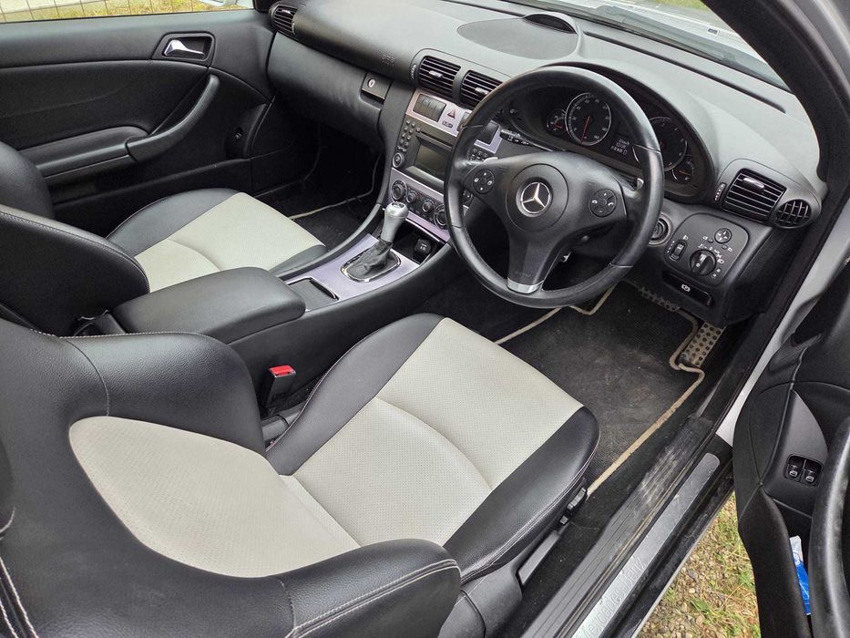 Dezmembrez Mercedes CLC 180 Kompresor