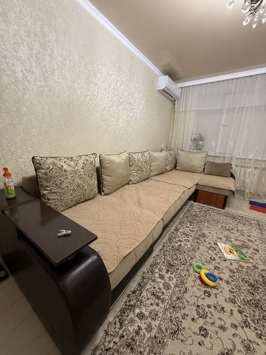 Прдвется диван для гостиной