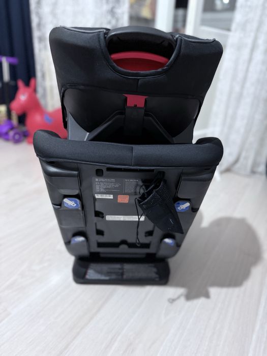 Продам детское авто кресло