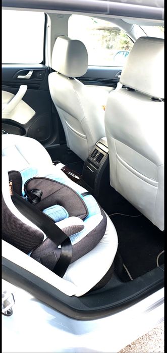 Skoda Octavia  2.0 140коня