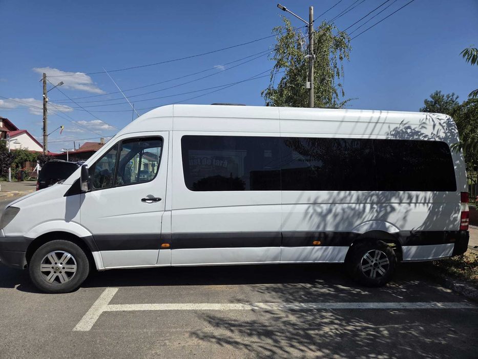 Vând Mercedes Sprinter