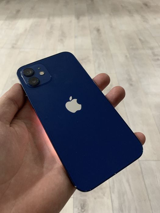 Продам айфон 12 128gb