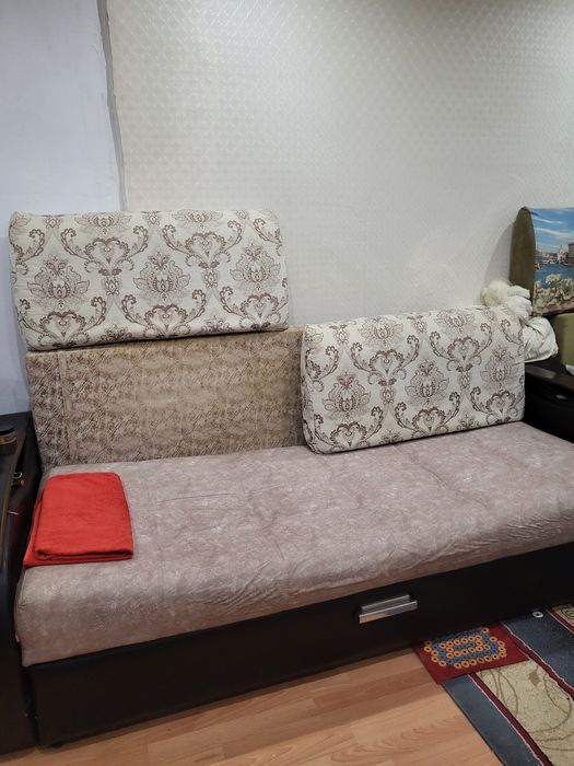 Продам диван 2 шт