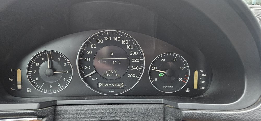 Vand Mercedes E220 W211 Facelift Elegance