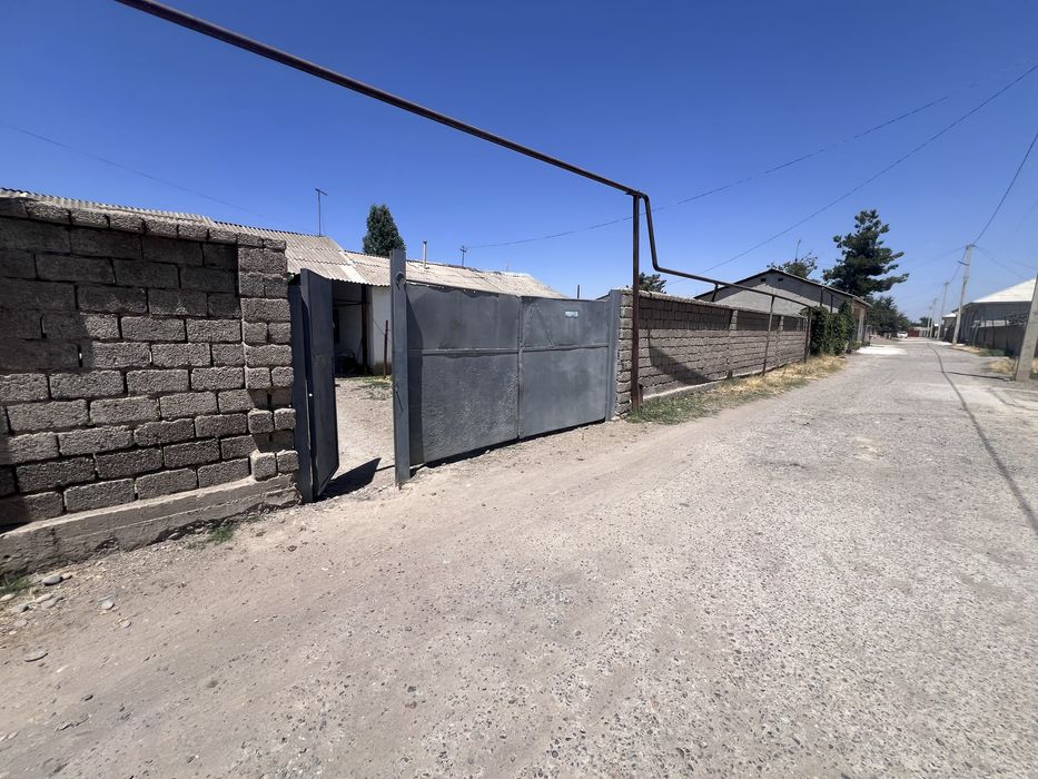 Uy sotiladi Quyi chirchiq surum 17 sotx