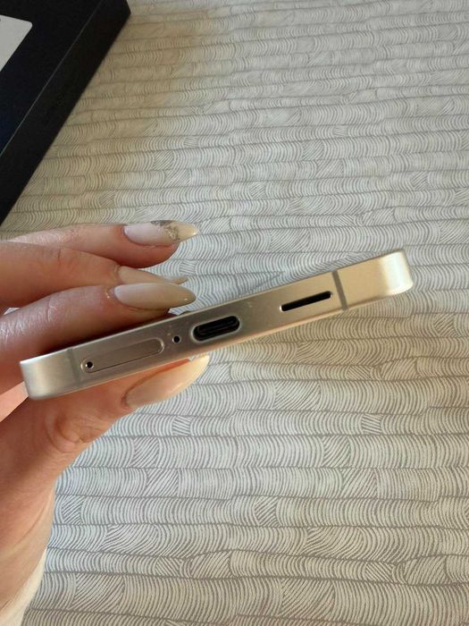 Samsung Galaxy S24 Plus Amber Yellow (в гаранция)