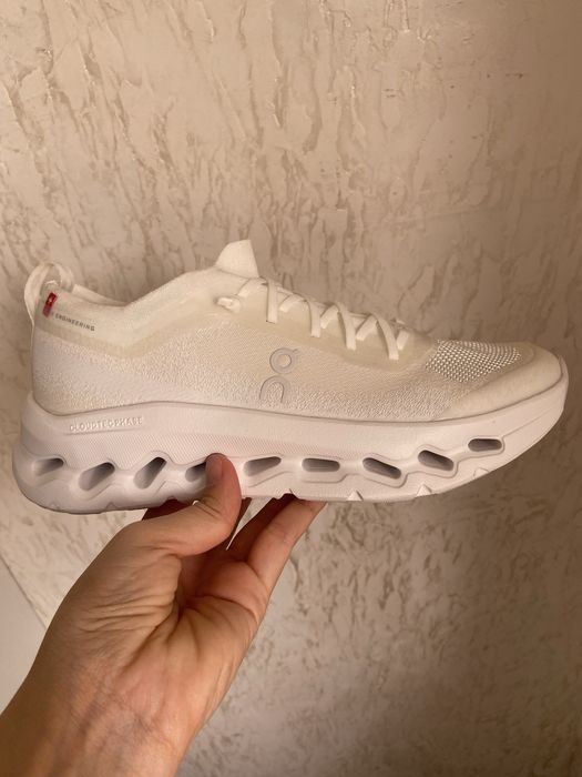Кроссовки ON cloud
