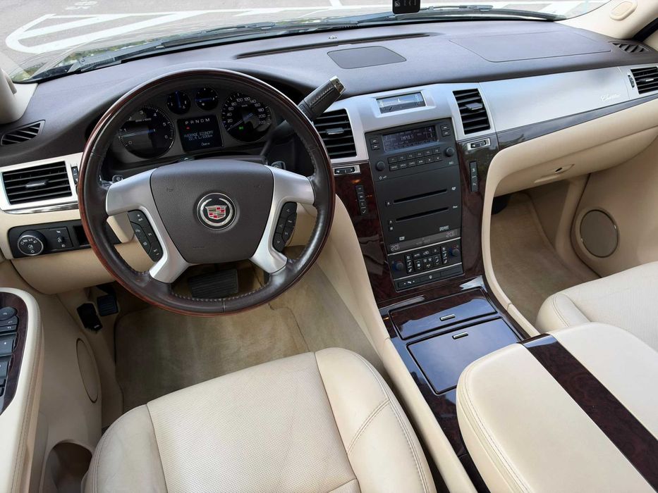 Cadillac Escalade 6.2 V8