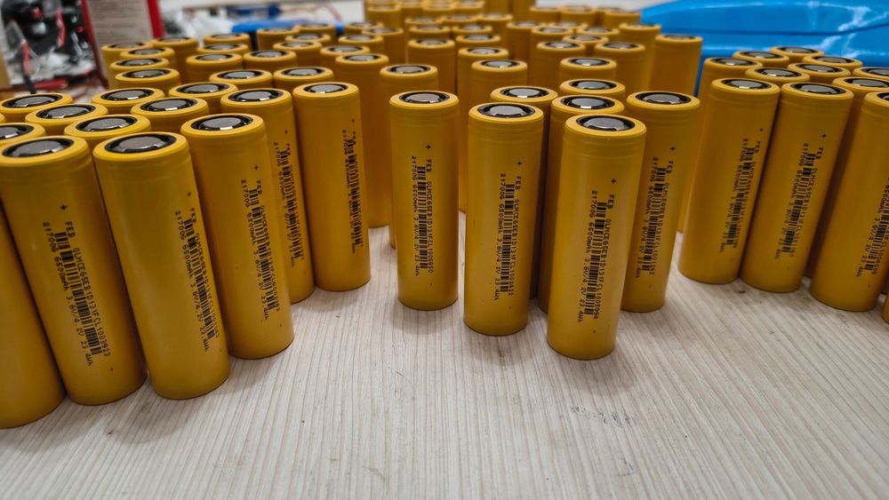 LiIon батерия FEB 21700 6500mAh 13A (най-новия модел, реален и потвърден капацитет, чисто нови)
