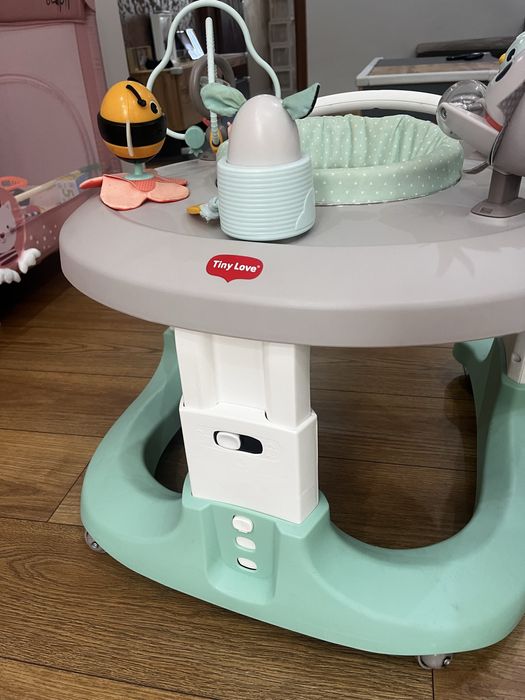 Мобилен център за игра Tiny Love 4в1