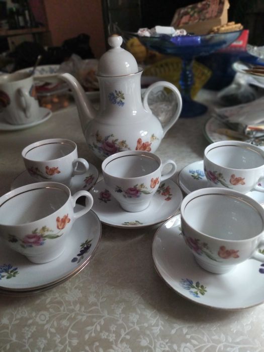 Сервиз 22 предмета
