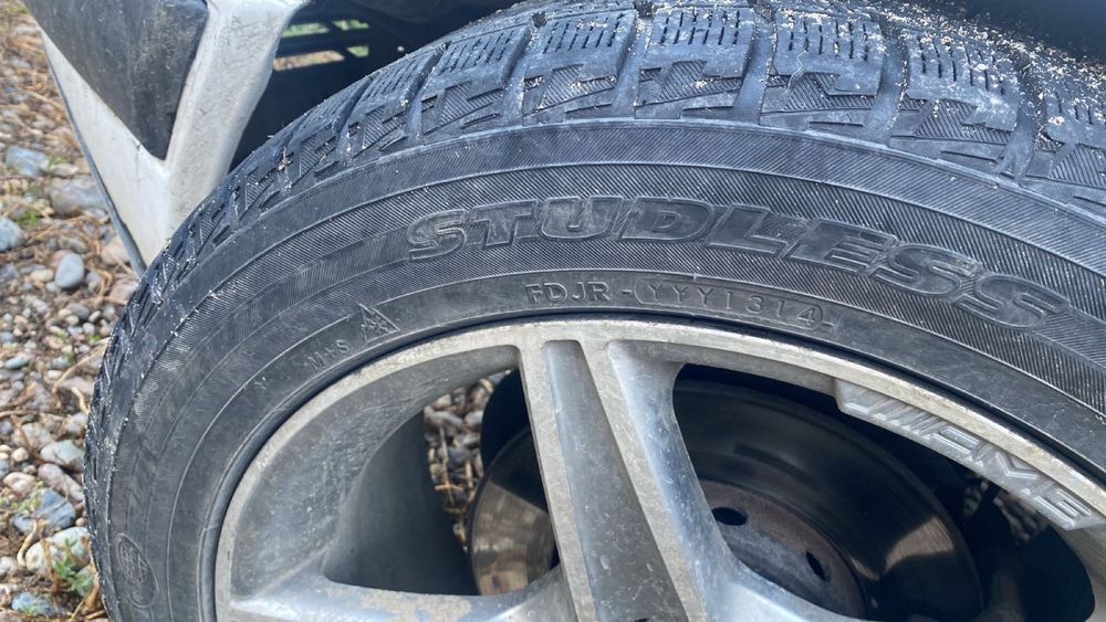 Комплект резины с дисками 17 р