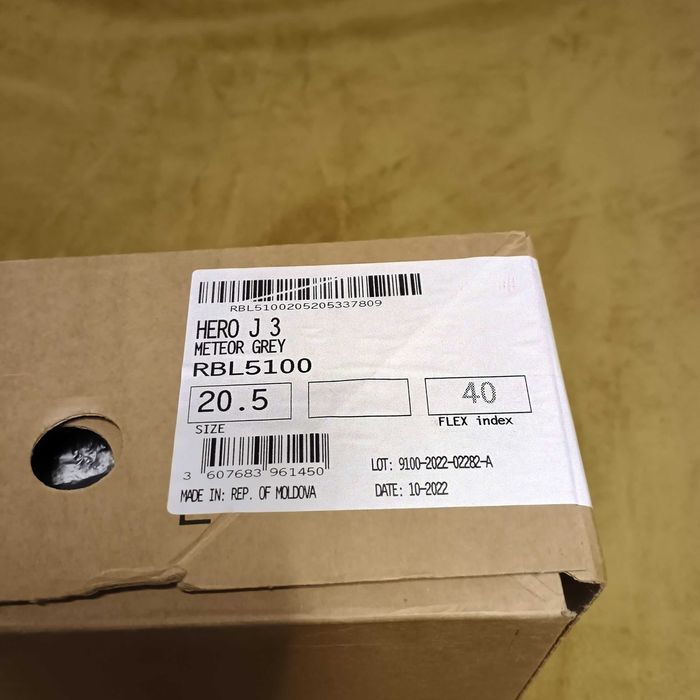 Ski , Schi . Clapari copii Rossignol Hero J3 - Noi /20.5