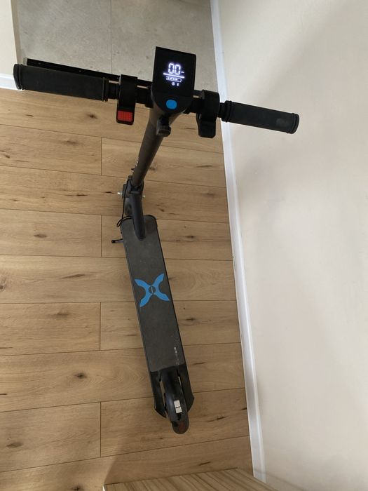 Электросамокат подростковый продам