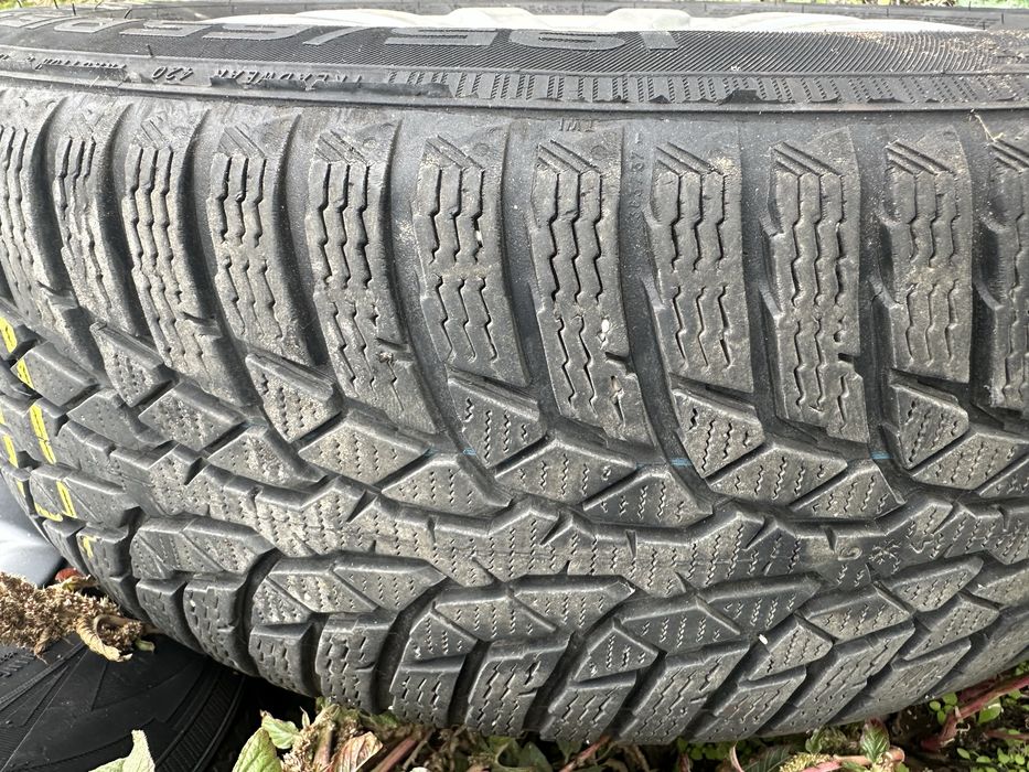 4 броя джанти и зимни гуми 15 цола Nokian