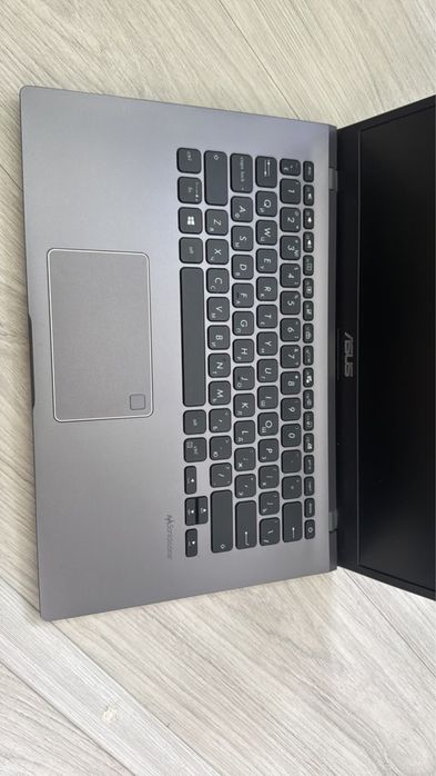 Ноутбук Asus Новый