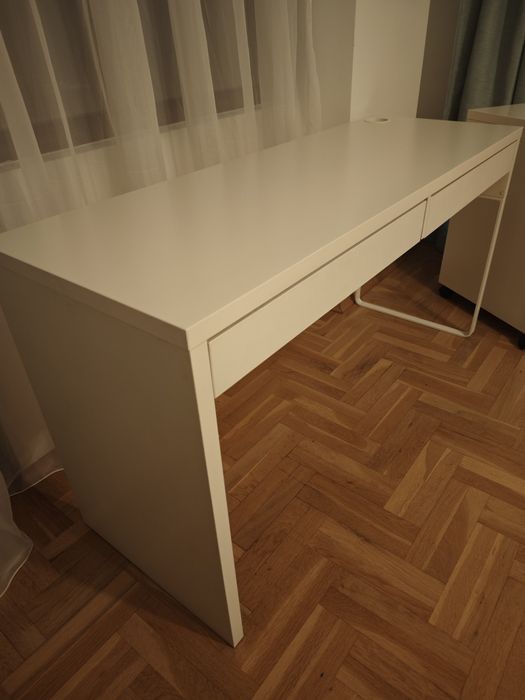 Бюро и контейнер  Micke IKEA