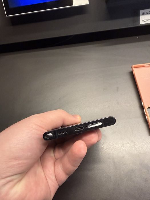 Samsung Galaxy S22 Ultra 128GB - Phantom Black - Stare Excelentă