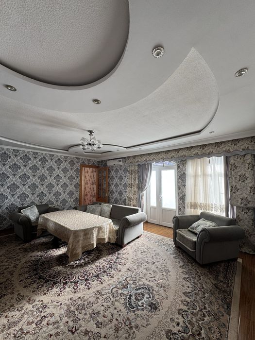 Shayxontohur tumanida 3 sotixli 7 xonali uy sotiladi!