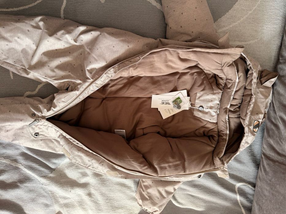 Продам детский комбинезон