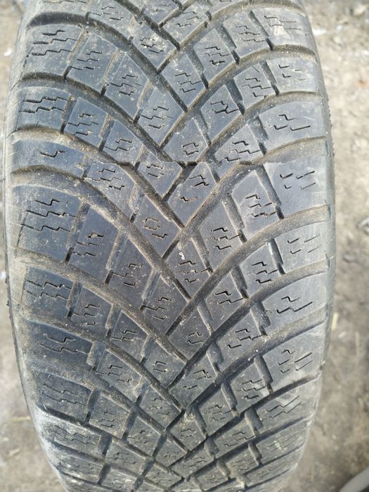 Cauciucur de iarnă 195/60/15 M+S