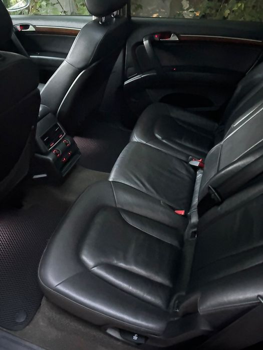 Ауди Q7 3.6 quattro