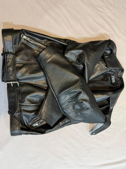 Кожаная куртка Zara