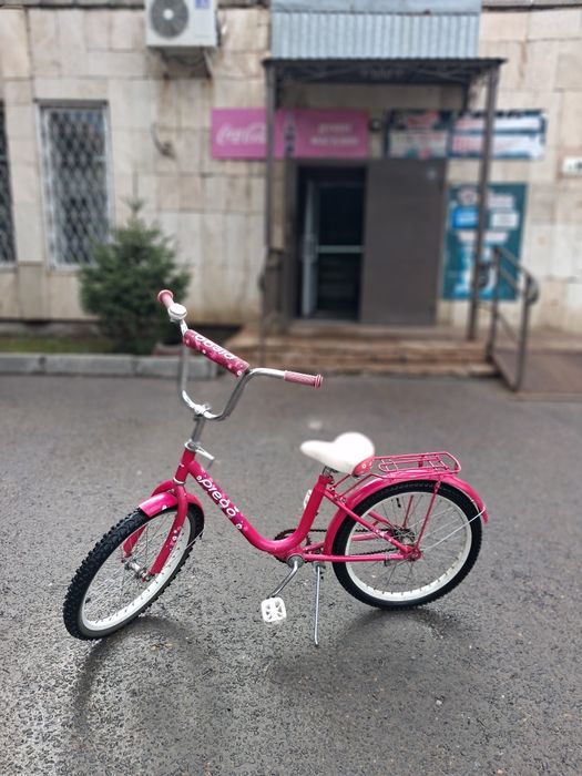 Велик для девочки