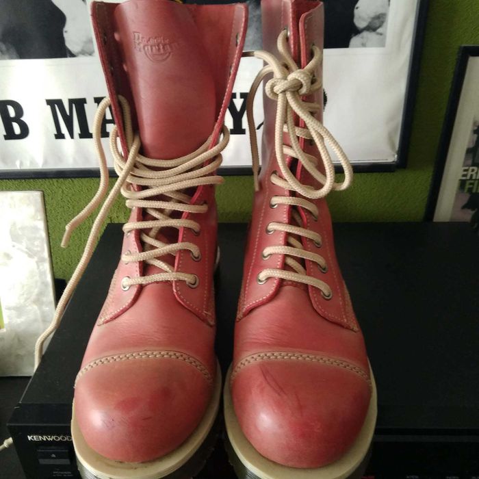 DR MARTENS B234 ROSE SIDE SWIPE високи кубинки, номер 41, UK 7