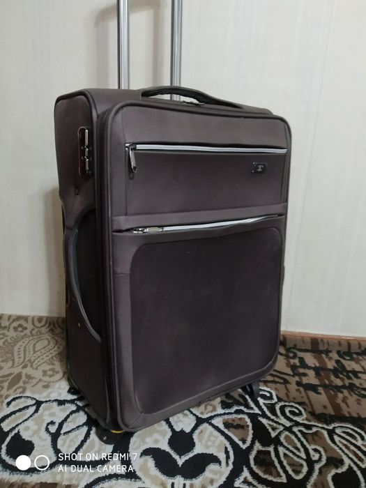 Чемодан большой матерчатый