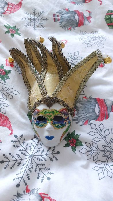 Accesoriu masca cu ciucuri cu clopotei