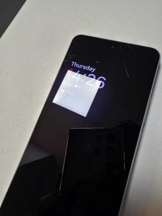 Oneplus Nord 4 Oasis Green 256Gb 12Gb RAM, ecran crapat