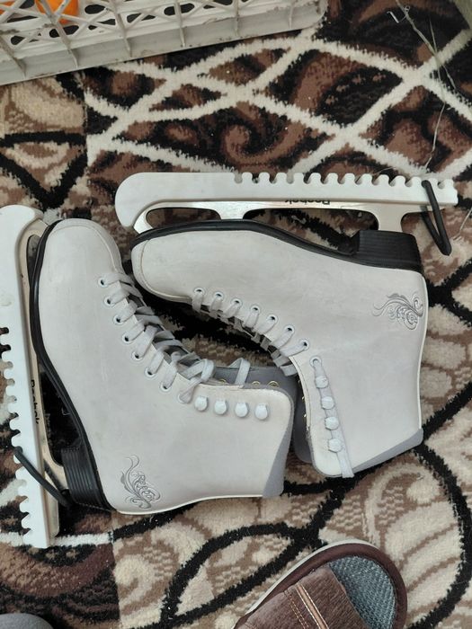Коньки женские reebok