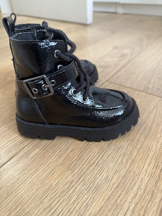 Детски ботуши ZARA