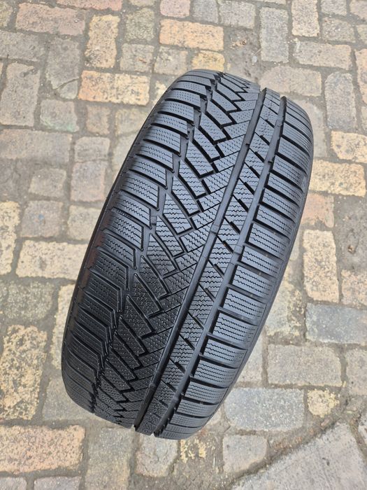 O bucată 245/45 R19 M+S iarnă - una Gislaved Continental Hankook