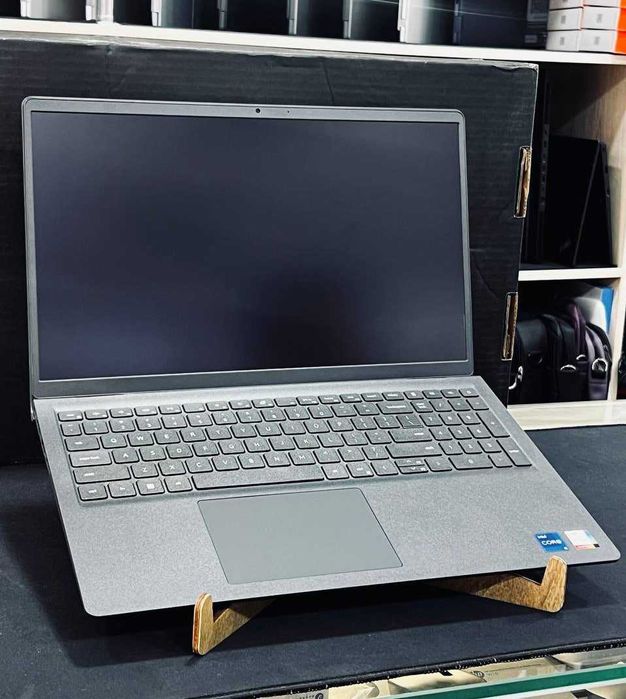 Dell Inspiron i5-1334 DDR4 8GB SSD 512GB 15'6 FHD IPS